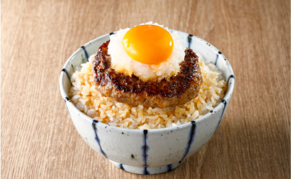 ハンバーグのタワー丼